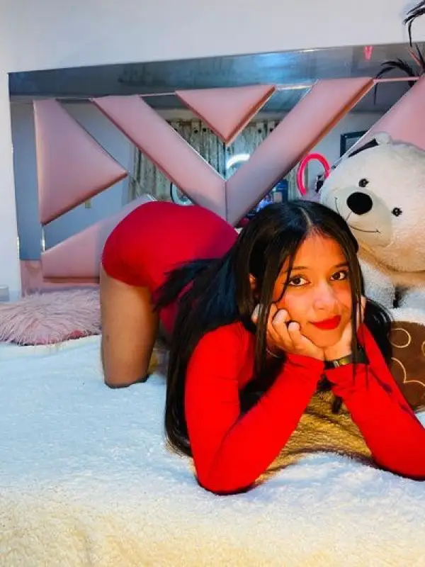 Monika Thane escort